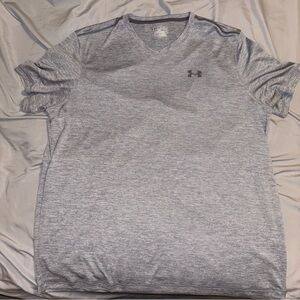Under Armour Men's Heather Gray V-Neck Tee